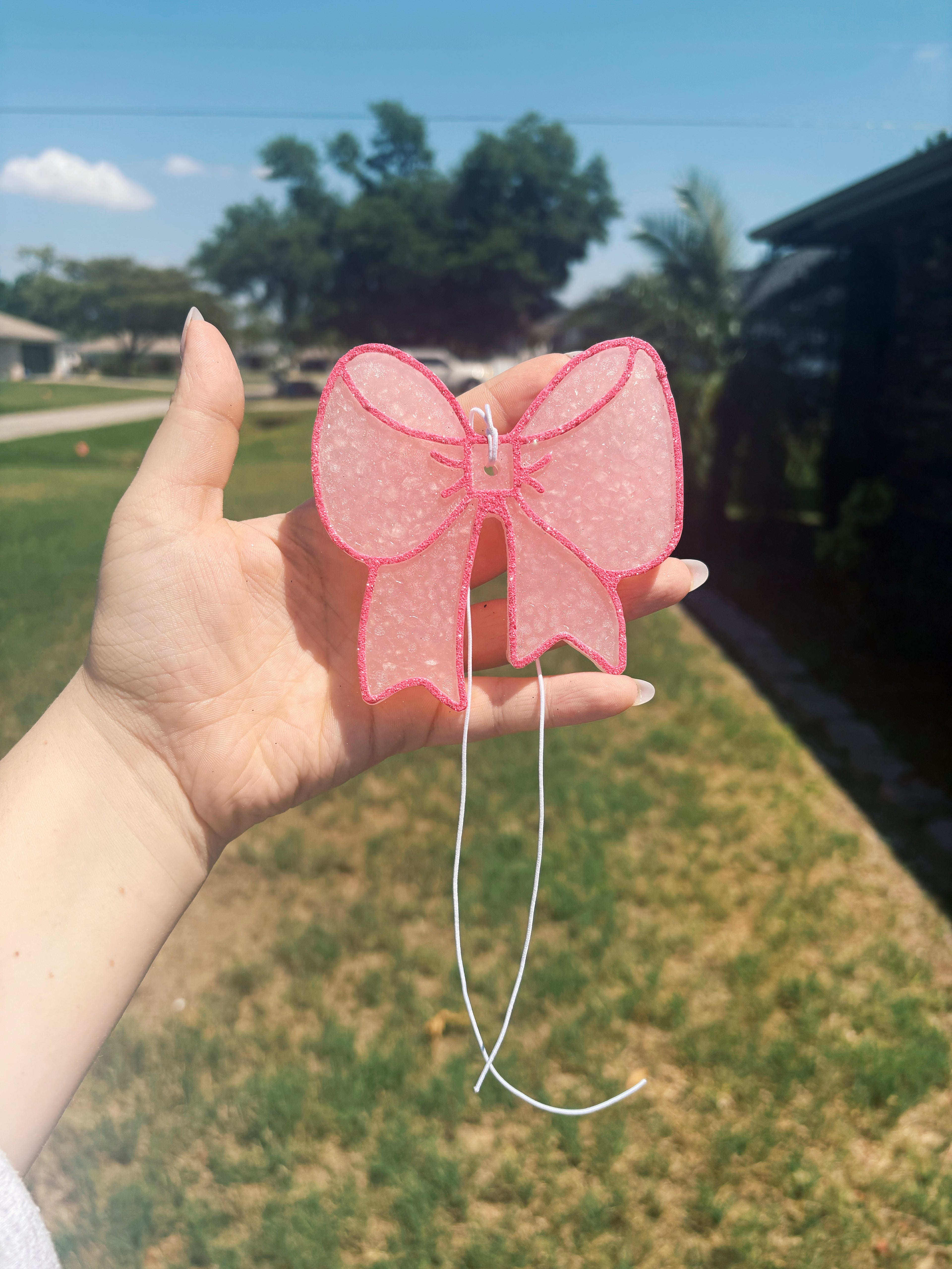 Pinky Bow